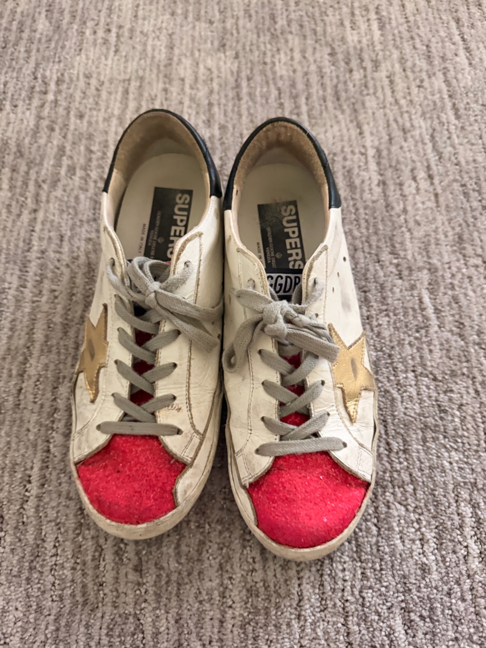 Golden Star Low-Top Sneakers with Pink Toe